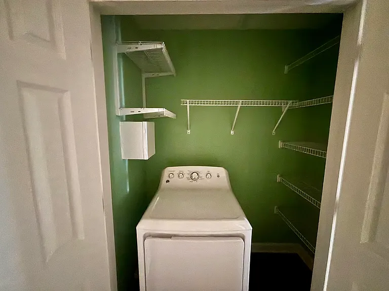 807 Barrett Ln — Photo 18