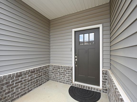 2nd image of 1551 Olympic Ln