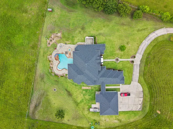 18732 Kz Rd, Cypress, TX 77433