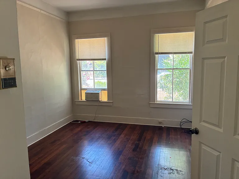 1635 Main St — Photo 5