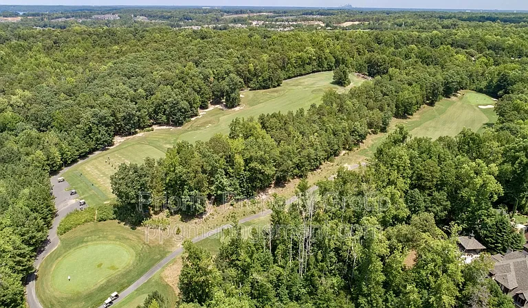 16436 Palisades Commons Dr — Photo 48