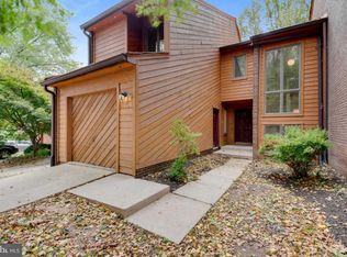 2246 Cedar Cove Ct, Reston, VA 20191