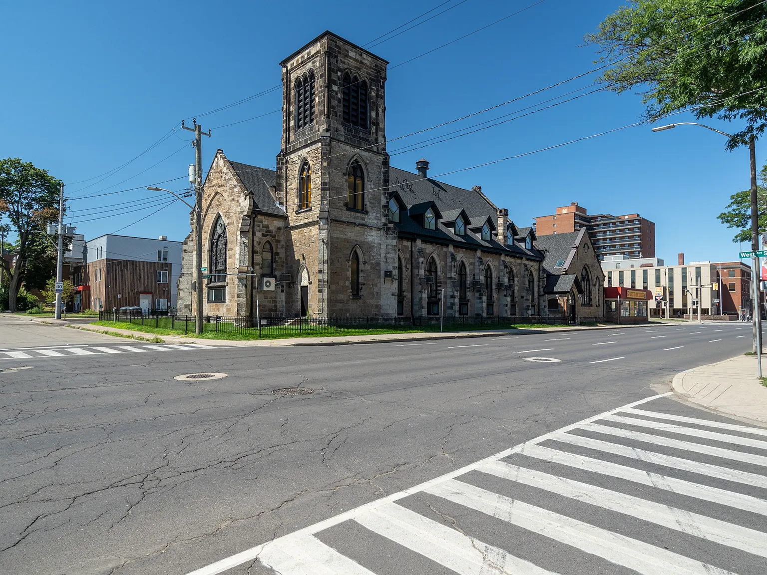 16 West Avenue South — Photo 3