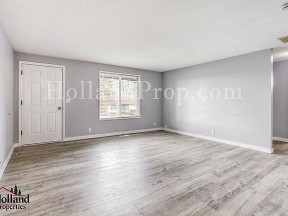 4th image of 1426 SE Duke Dr