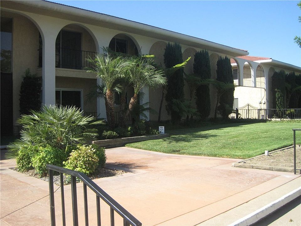 1st image of 620 W Huntington Dr Unit 103
