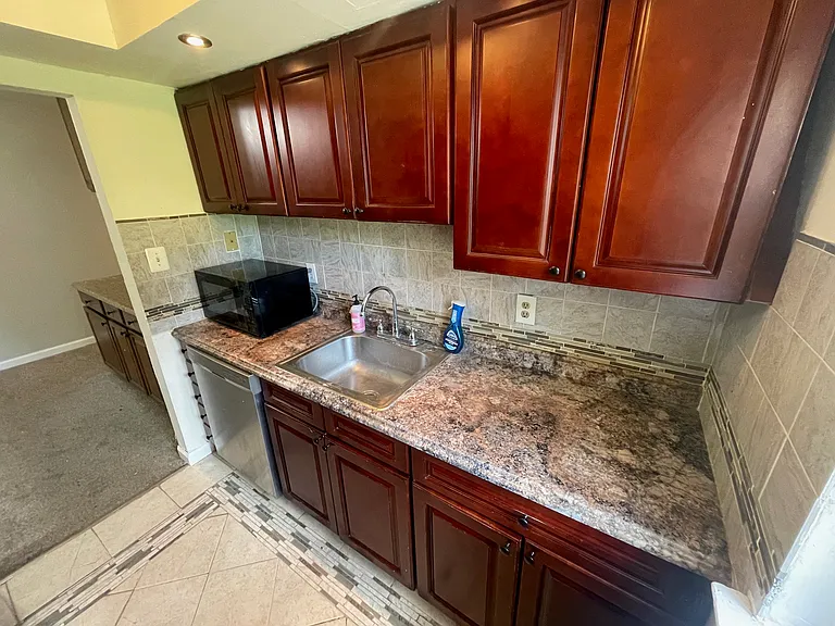 55 Gill Ln #45 — Photo 40