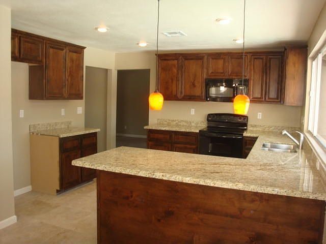 1st image of 8348 N 58th Ave