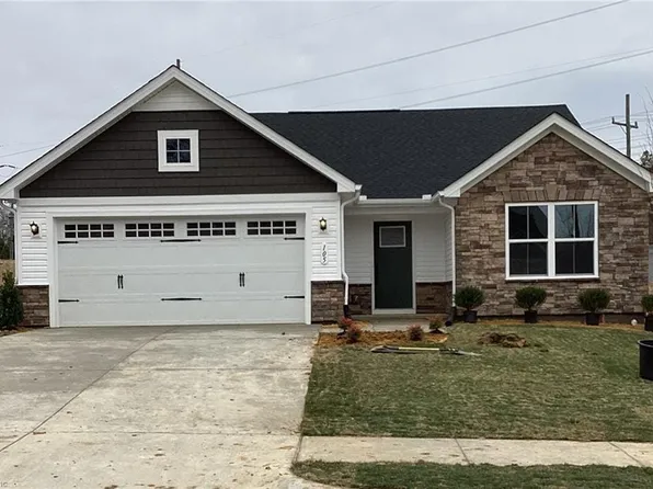 105 Armistead Burwell Crse, Williamsburg, VA 23185