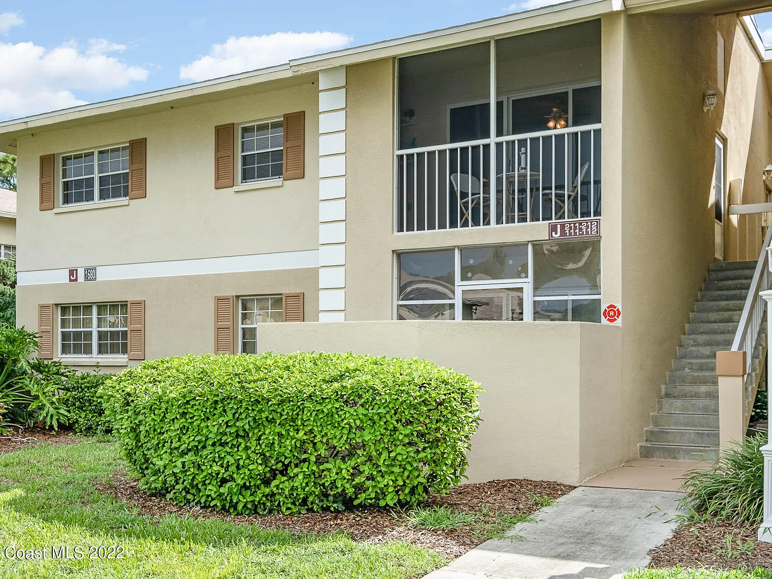 2 bed, 2.0 bath, 862 sqft, $1,500 — Photo 1