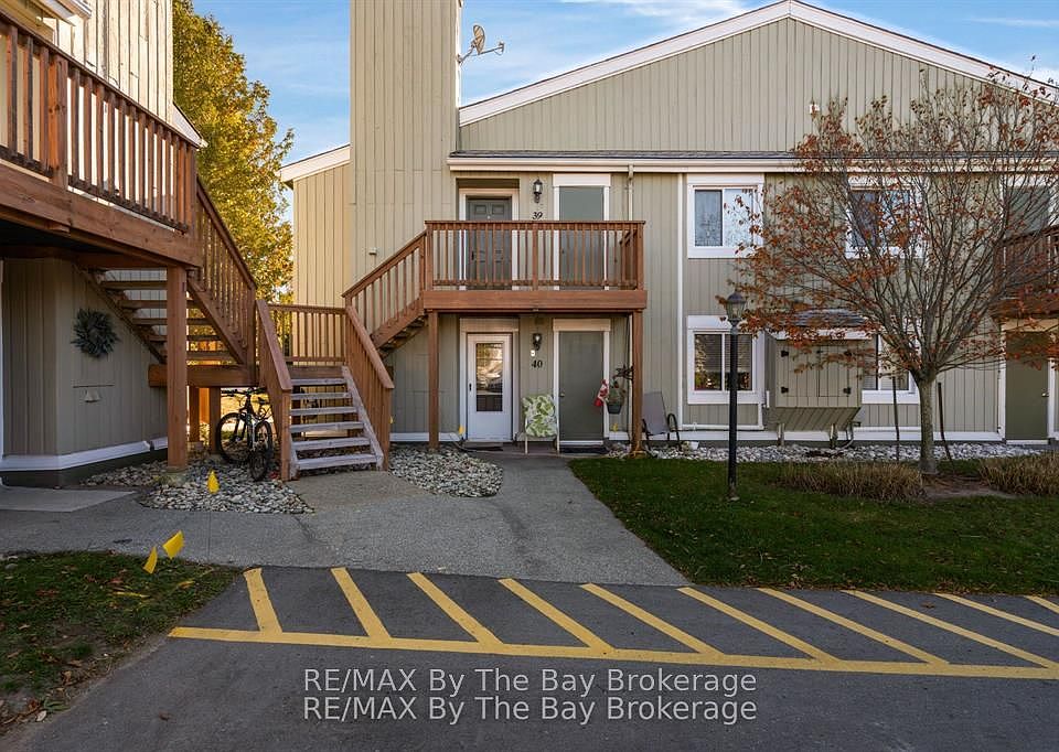 1st image of 19 Dawson Dr #39