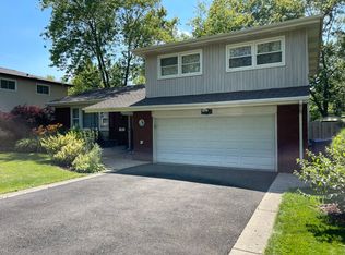 8740 S 82nd Ave, Hickory Hills, IL