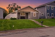 photo property thumbnail