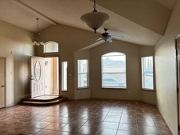 3rd image of 4056 Tierra Venado Dr