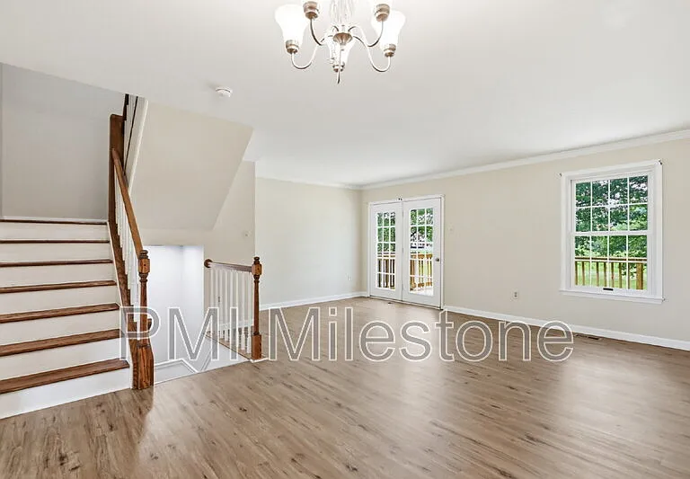 6581 Ewald Ct — Photo 18