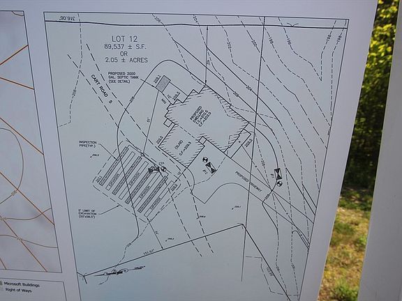 3rd image of 8 Bristol Pond Dr