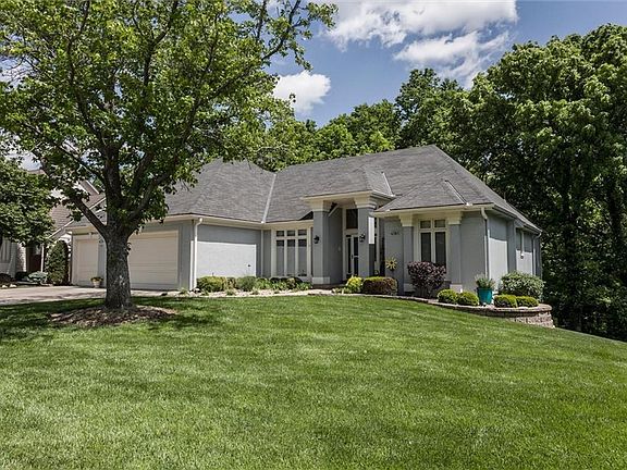 3rd image of 7611 Eicher Dr
