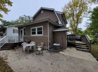 2300 Franklin St #11297368, Cedar Falls, IA 50613
