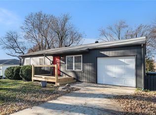 6304 E 152nd St, Grandview, MO 64030