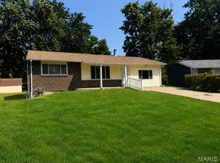5 Meyer Ln, Wentzville, MO 63385