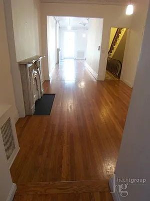 Rented by Hecht Group | media 83