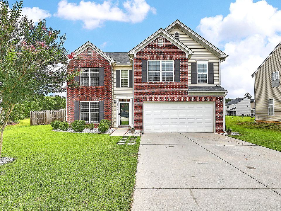 1st image of 3414 Kirkwall Dr