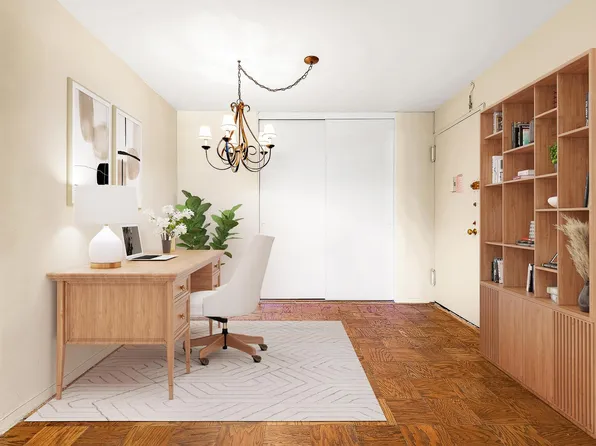 70-25 Yellowstone Boulevard image 1 of 39