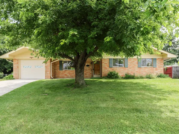 13 Edwards Ct, Beech Grove, IN 46107