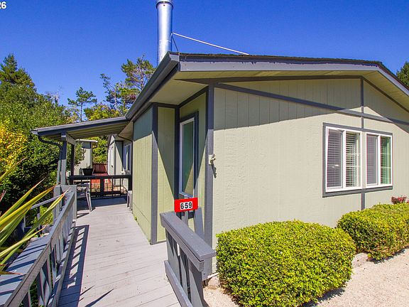 3rd image of 1601 Rhododendron Dr Space 659