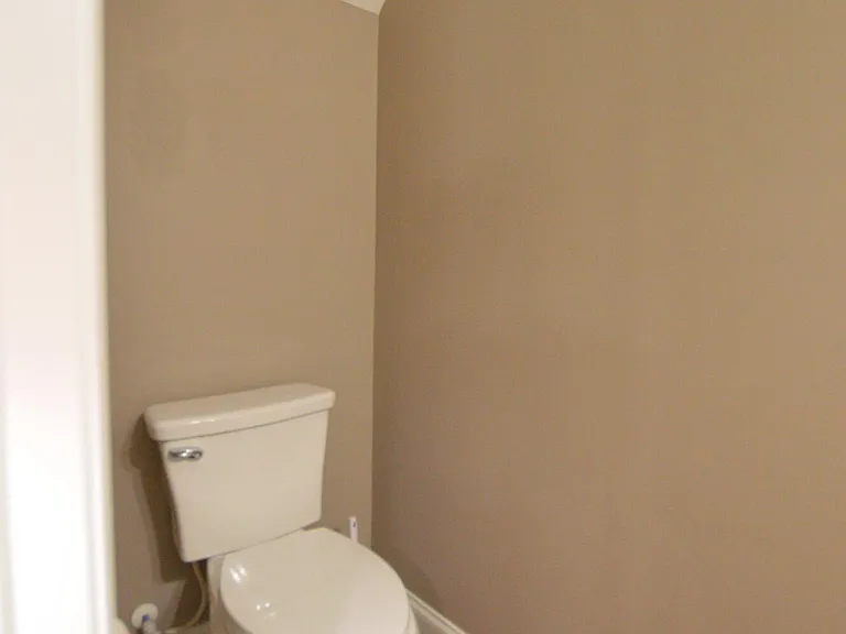 304 Vilas Way S — Photo 4
