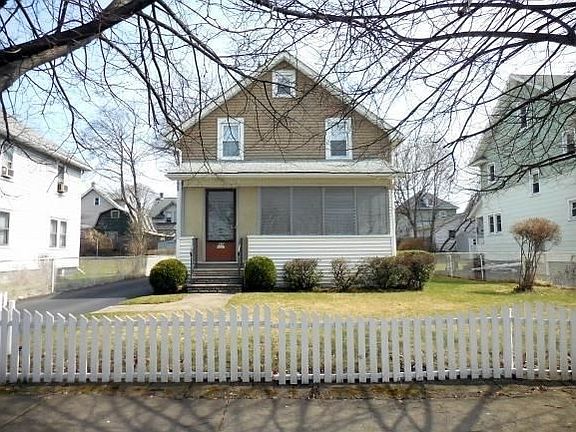 2nd image of 55 Lusk St