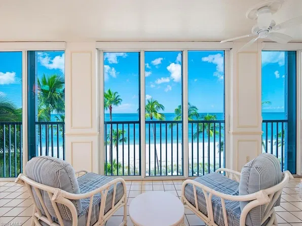 3377 Gulf Shore BLVD N #4D, NAPLES, FL 34103
