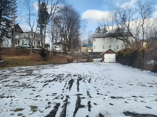 51 Broad Ave, Susquehanna, PA 18847