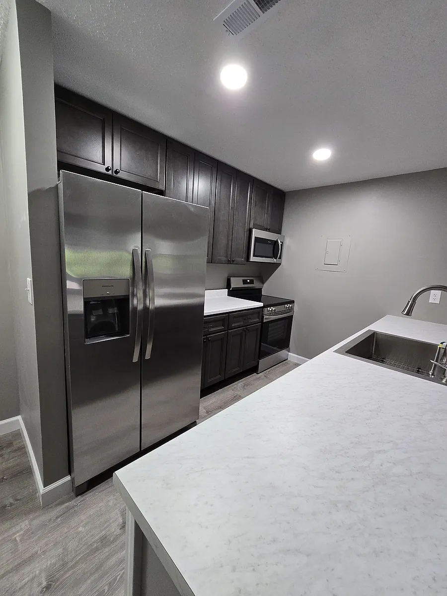 Building Photo - 103 Diego Ct #B
