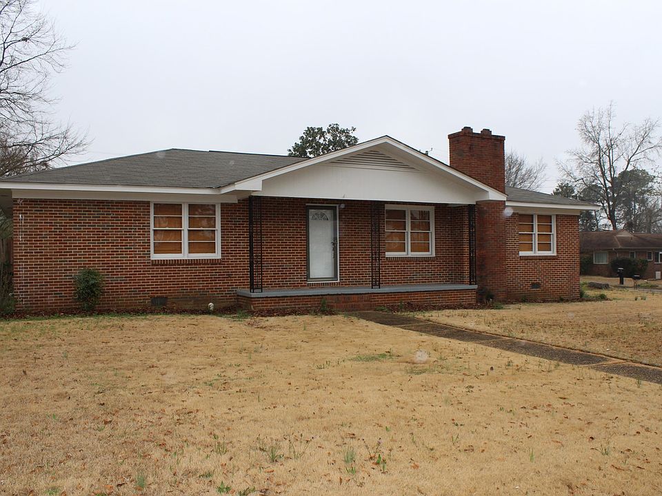 1st image of 3805 12th St E