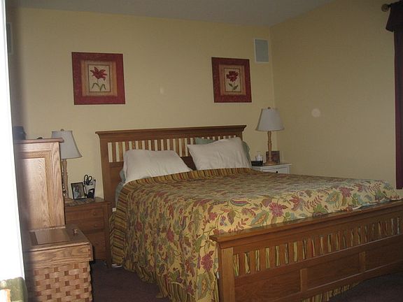 4th image of 10406 Waterford Dr
