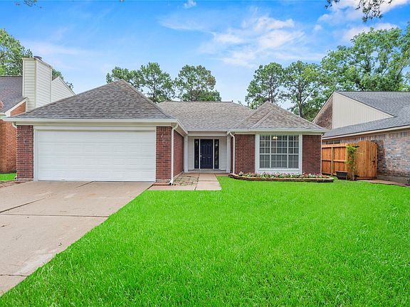 2nd image of 7918 Shangrila Ln