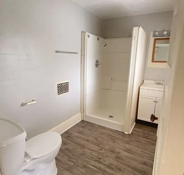 218 S Martin Ave — Photo 5