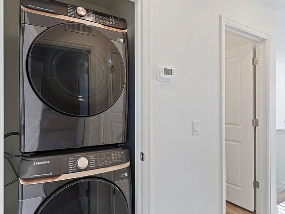 Moreno Laundry