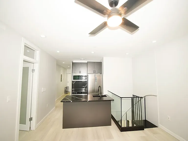 197 Stanton St #1D — Photo 3