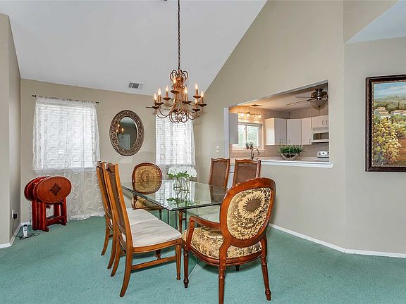 3rd image of 410 Harborview Ct