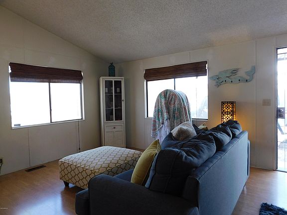 5th image of 59 W Morris Dr