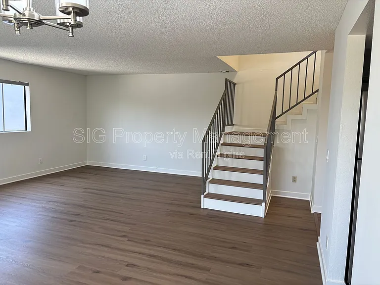 627 Orange Grove Ave #1 — Photo 35