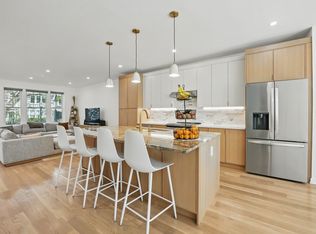 2712 Woodley Pl NW, Washington, DC 20008