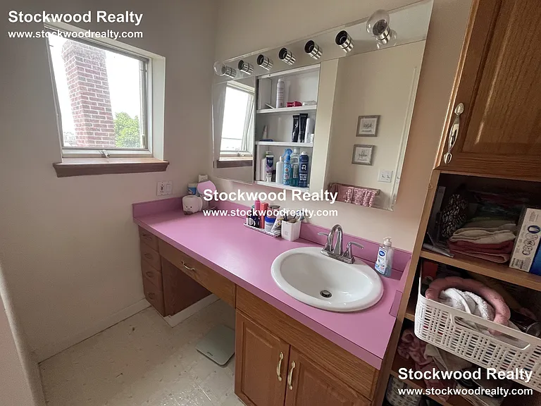 11 Gates St #2 — Photo 19