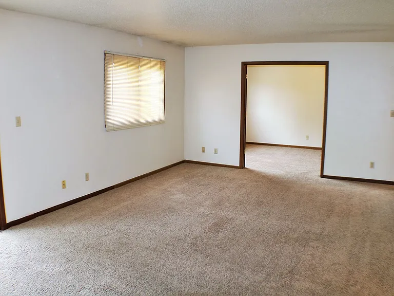 708 Westwinds Drive — Photo 6