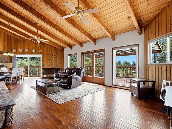 5th image of 214 Bel Air Dr
