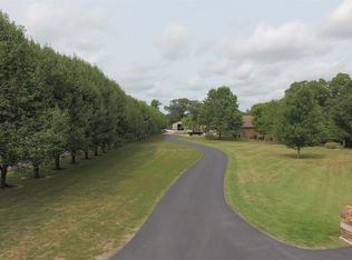 1731 Willow Wood Dr, Nixa, MO 65714