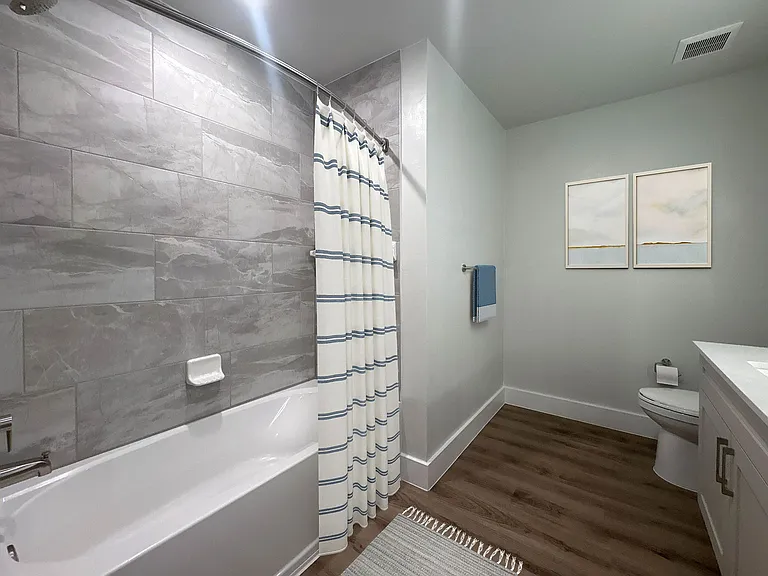 Bimini Square Apartments — Photo 59
