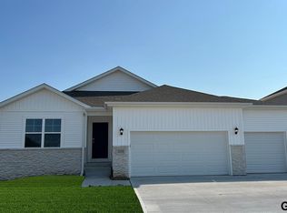 18359 Rose Lane Rd, Gretna, NE 68136