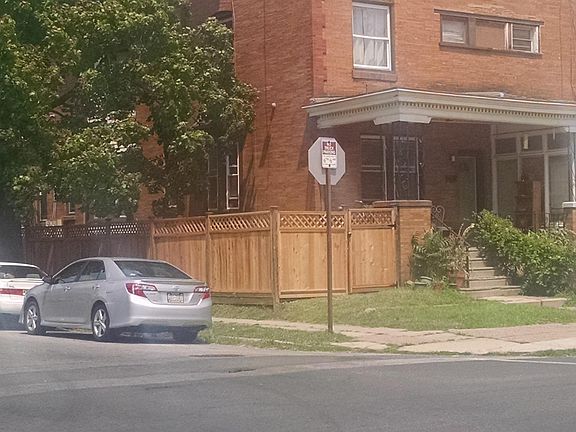 2nd image of 5039 Cedar Ave APT 2